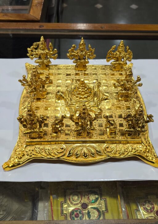 Ashta Lakshmi Meru Shree Yantra Chowki