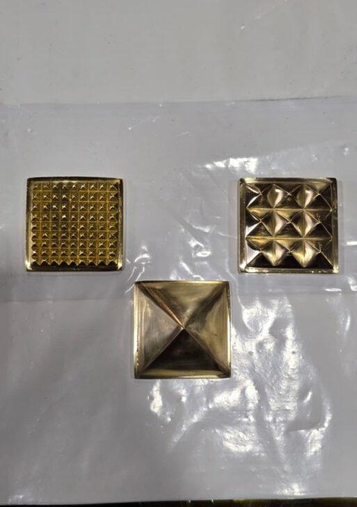 Vastu Three Pyramid Set