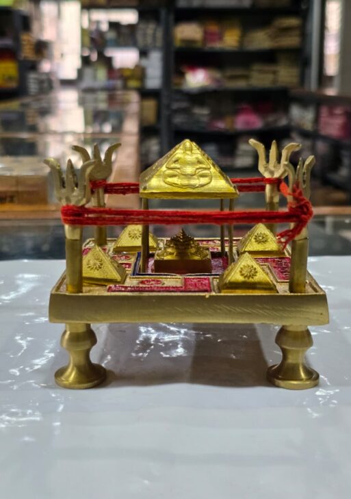 Vyapar Vruddhi Chowki With Meru Yantra